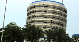 Togo : Mauvaise gestion et Détournement de fonds à l’ UTB. Au moins 350 millions de FCFA « disparus ». Des cadres, mis en cage.