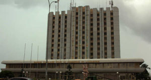 Faure Gnassingbé, Marguérite Gnakadé et Gestion familiale calamiteuse à la BTCI