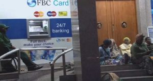 Grave pénurie d’argent au Zimbabwe !