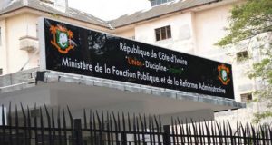 Côte d’Ivoire : L’État doit près de 240 milliards de CFA dus à ses fonctionnaires.