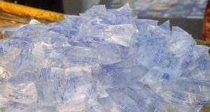 Togo, Santé : De la nécessité d’assainir la production et la vente de l’eau en sachet.