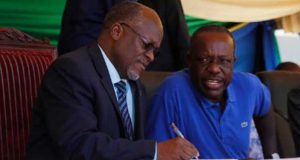 Tanzanie, Bonne Gouvernance : Le président John Magufuli limoge le ministre des Mines Sospeter Muhongo.