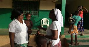 Togo : A Dapaong, la maison « Ste Monique » de l’ONG « Vivre dans l’espérance » recueille les enfants atteints du sida. Mention Honorable.