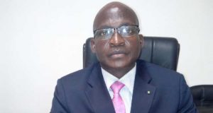 Togo, Ministère des Mines : Malgré son Admission à la Retraite, le DC Gbengbertane se maintient à son poste !