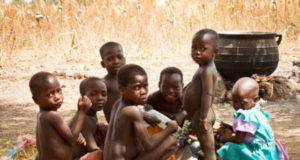 Togo, Lutte contre la pauvreté : Les transferts monétaires et les indigents des centres de santé et contractualisation