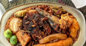 Tchep ou Jollof rice : Comment le Sénégal a inventé ce plat que le Ghana et le Nigeria n’arrêtent pas de se disputer…