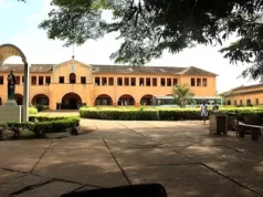 Togo: Primes de 60 000 F CFA au personnel de l’enseignement confessionnel, une récompense de Faure Gnassingbé à l’Eglise pour sa complaisance? College saint joseph