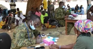 Togo / Savanes: Les consultations médicales gratuites de Faure Gnassingbé se résument à une plaquette de paracétamol, d’amoxicilline et six petits comprimés!