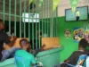 Togo / Paris sportifs: l’envers du décor d’un business qui piège la jeunesse Des jeunes suivent un match de Football à la Télé | Photo: DR