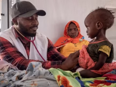 Soudan: La guerre précipite 70 % de la population dans la pauvreté, selon l’ONU Des enfants soudanais souffrant de malnutrition sont soignés dans une clinique de MSF au camp de Metche, au Tchad, près de la frontière soudanaise, le 6 avril 2024 | Photo: AP