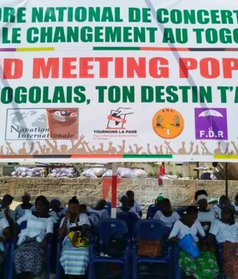 Tribune: La Guerre des couleurs ou l’art de lâcher la proie pour l’ombre. 1er meeting du CNCC | Photo: DR