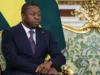 Togo: Faure Gnassingbé. Fausse Constitution. Fausse 5e République. Selon la CEDEAO! Le premier ministre du Togo, Faure Gnassingbé, participe à des entretiens avec le président russe Vladimir Poutine au Kremlin, à Moscou, le 19 novembre 2025 | Photo: AP
