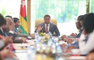 Togo / 50 agents de la Fonction publique à la porte: Entre promotion inconcevable de cumul de poste et comédie institutionnelle, les grands criminels économiques dans la nature… Le premier ministre Togolais Faure Gnassingbé et sa minorité pilleuse de ministrons | Photo / Archives: DR