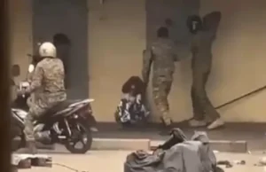 Togo: Le Carnaval de l’Indécence et Le Sang des Martyrs Les "Forces de sécurité et de défense", alias les Miliciens de Faure E. Gnassingbé, dans leurs oeuvres sordides contre de pauvres citoyens sans défense, Lomé, juin 2025 | Photo: DR