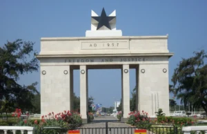 Ghana / Révision Constitutionnelle: John Mahama Décide de Consulter le Peuple The Black Star Gate situé au Black Star Square (anciennement connue sous le nom de Independence Square) à Accra, Ghana| Photo Archives: Wikipedia