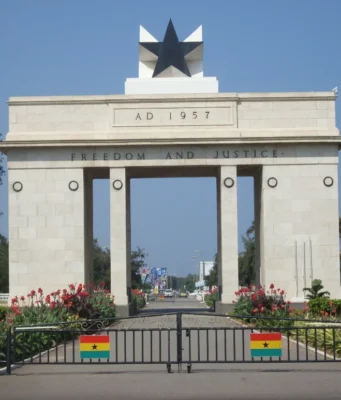 Ghana / Révision Constitutionnelle: John Mahama Décide de Consulter le Peuple The Black Star Gate situé au Black Star Square (anciennement connue sous le nom de Independence Square) à Accra, Ghana| Photo Archives: Wikipedia