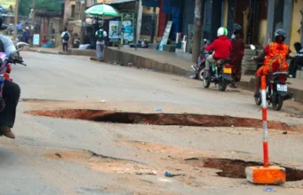 Togo: Nos fêtes traditionnelles face aux réalités crasseuses des localités Une route quelque par au Togo | Photo: DR / LeCorrecteur.tg