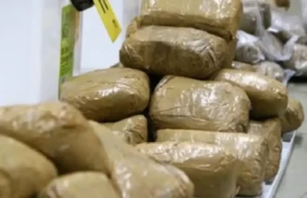 Ghana: Des douaniers en détention pour trafic de drogue Briques de drogue | Photo: DR
