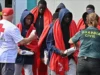 MSF: 1046 migrants secourus en une semaine sur la route des Canaries Des migrants reçoivent des couvertures au port de La Restinga, sur l'île canarienne d'El Hierro, le 4 février 2024 | Photo: AP