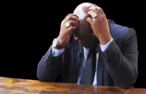 Togo: Des Placebos Fragiles de Pacôme Adjourouvi Face aux Vrais MAUX de la Justice Le sieur Pacôme Yawovi Adjourouvi, sous pression, sous les projecteurs du média Afrik1, incapable de défendre les violences du régime Togolais contre les jeunes en 2025 | Capture d'écran: YT/27AV