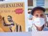 Égypte: Appel international à la libération des journalistes de Matsadaash Un manifestant, à Casablanca, au Maroc, le 22 septembre 2020, lors de la première journée d'audience du journaliste et militant Omar Radi | Photo: Abdeljalil Bounhar / AP